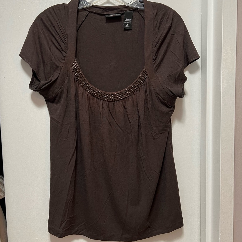 NY & CO Scoop Neck Top